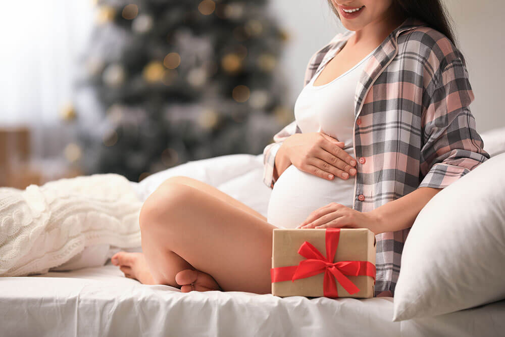 Top Holiday Gifts for Pregnant Women